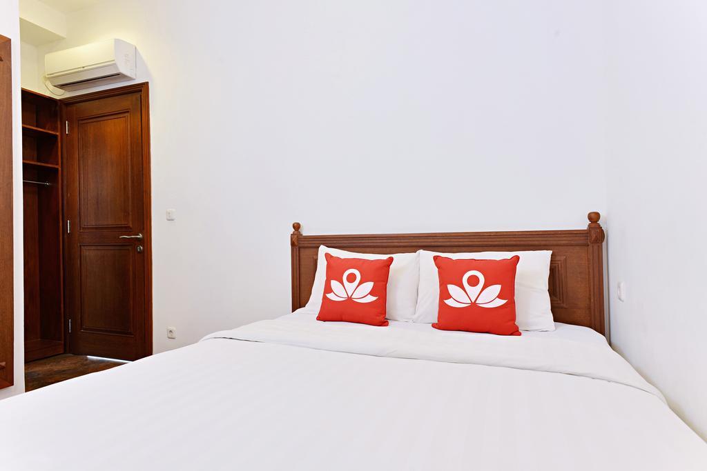 Hotel Zen Pasteur Dangdeur Bandung