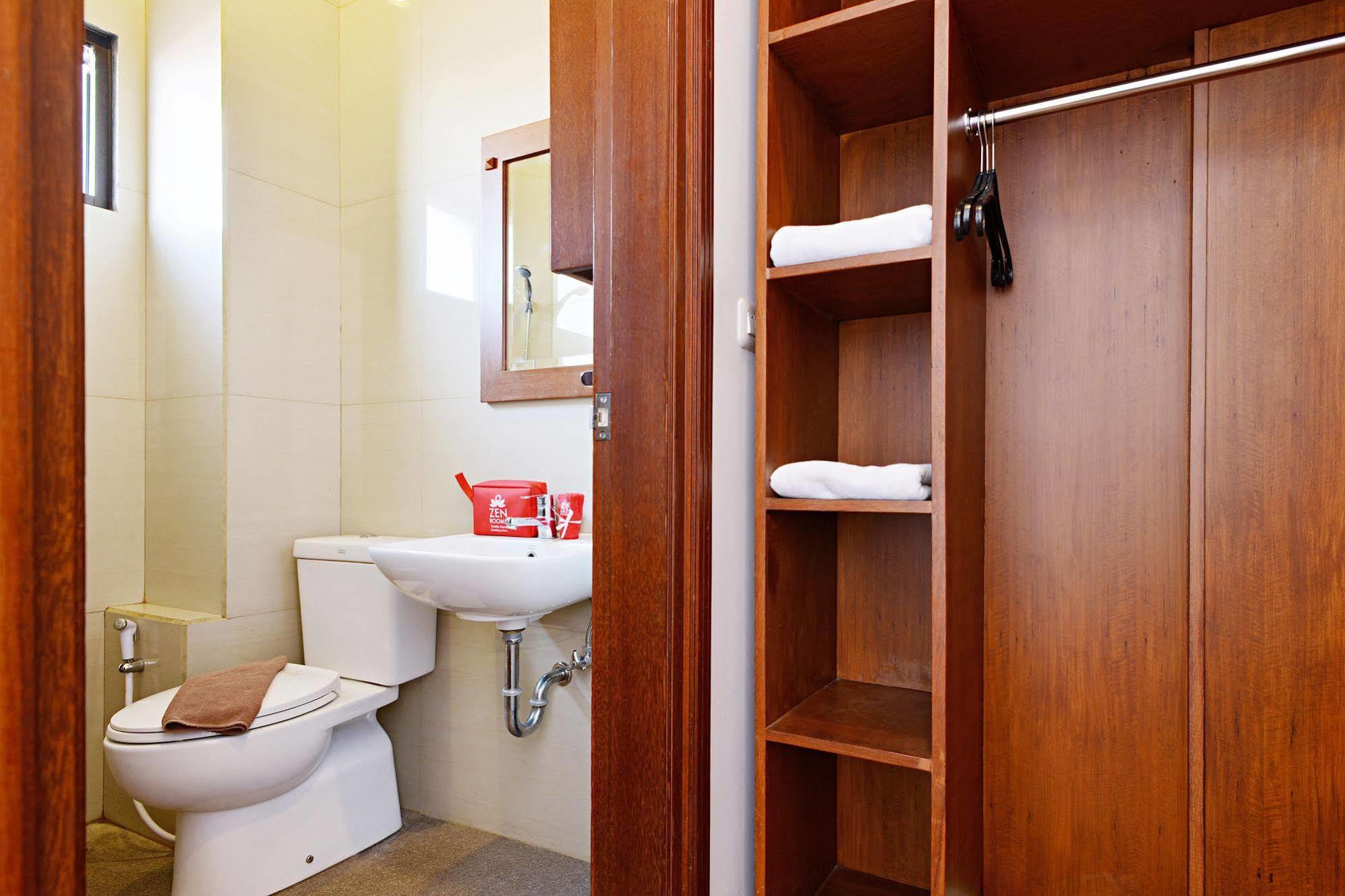 Zen Pasteur Dangdeur Hotel 2*